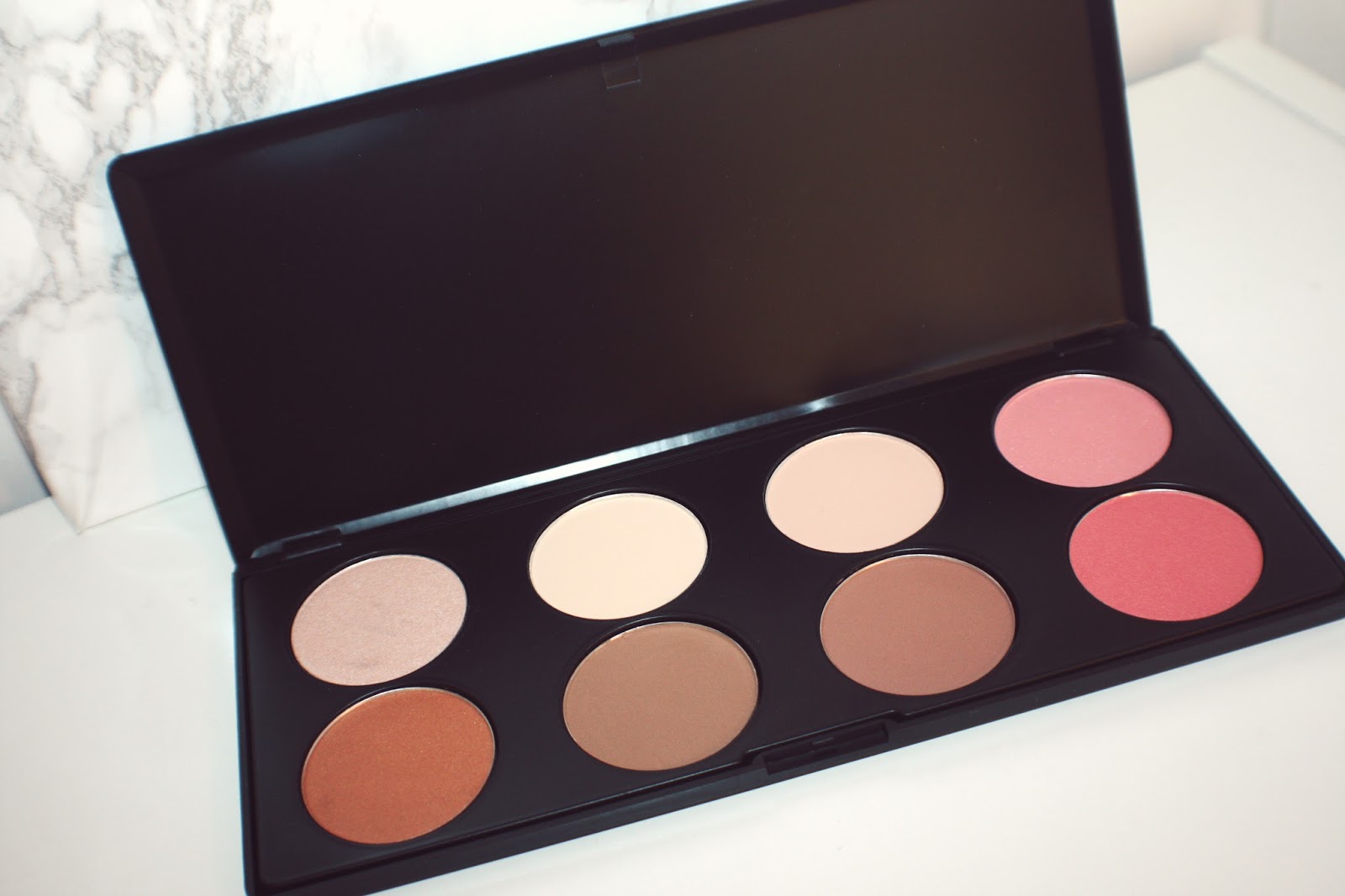 Jamelle Review Max&More Highlight Foundation Contour Blush Palette!