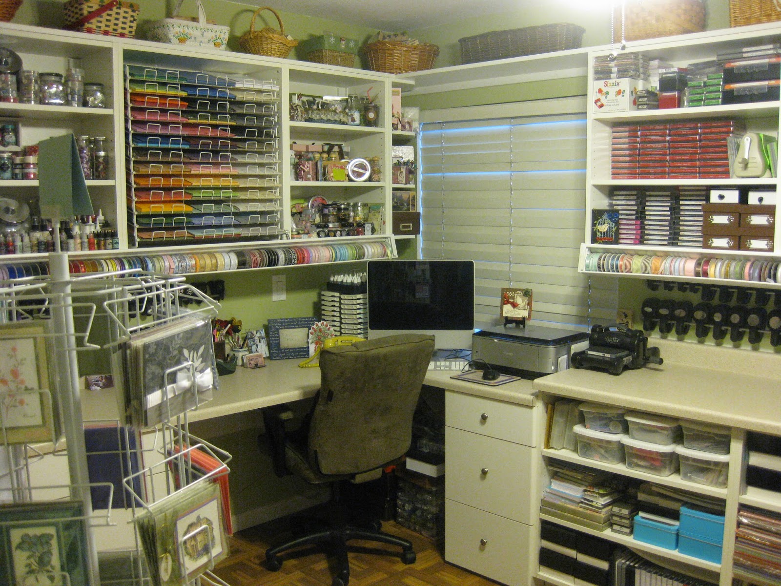 My Little Somethings: From Garage To Craft Room- Makeover Complete!
