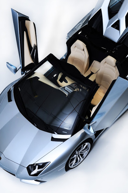 Automobile Trendz: Lamborghini Aventador LP 700-4 Roadster ...