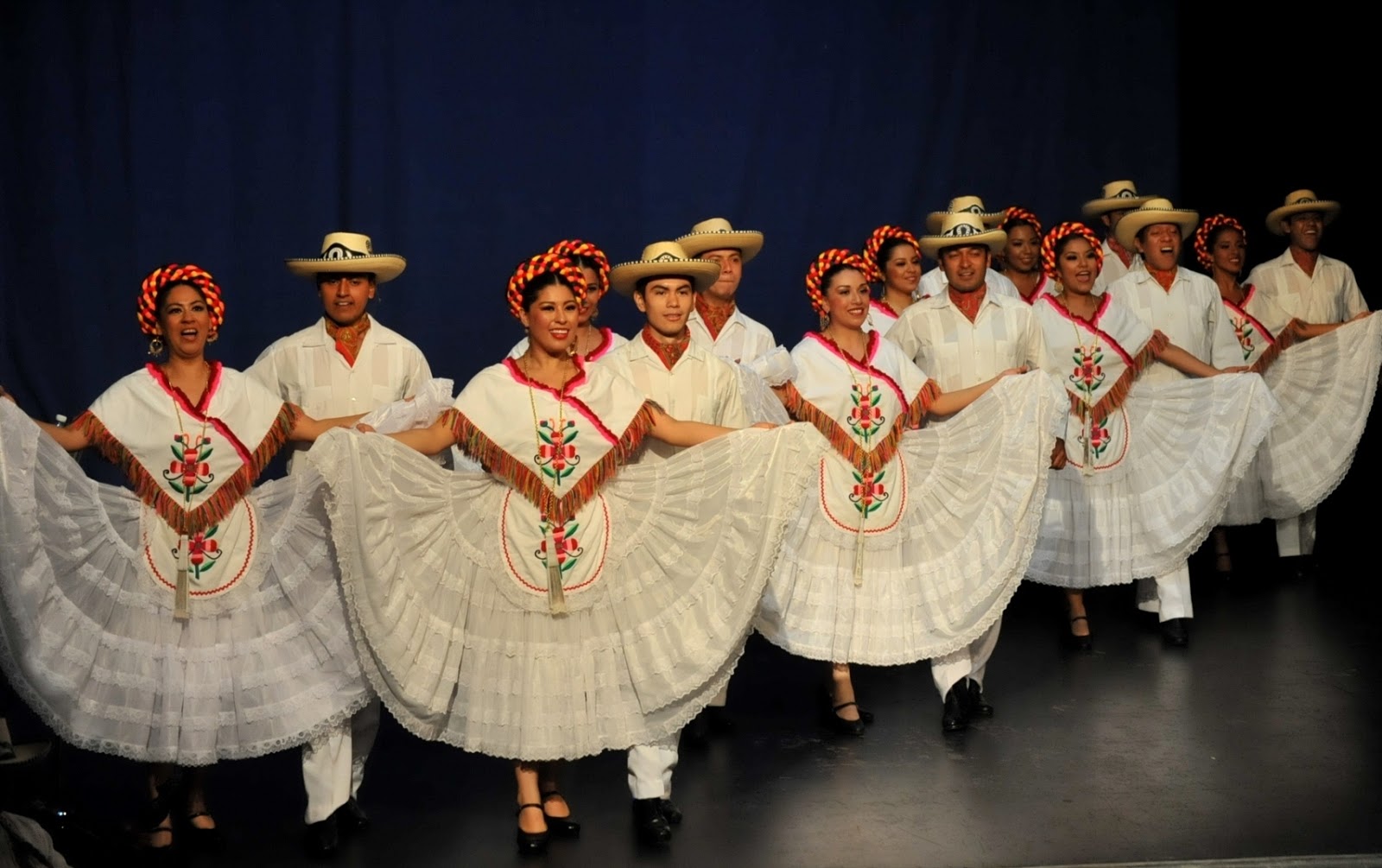 BAILE FOLKLÓRICO MEXICANO noviembre 2016 BAILE FOLKLÓRICO MEXICANO noviembre 2016