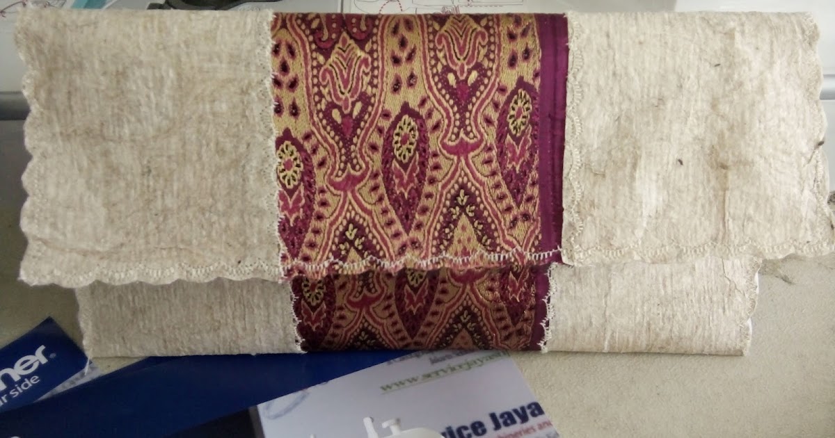 CERITA LUBENA Terpesona dengan Kain Kulit Kayu di Event