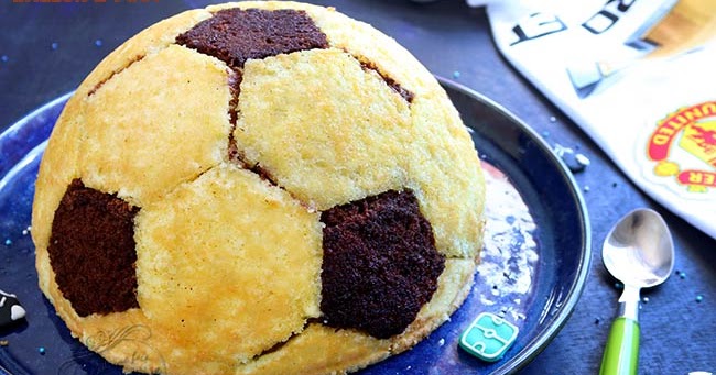 Gâteau de Crème Glacée en Ballon de Football