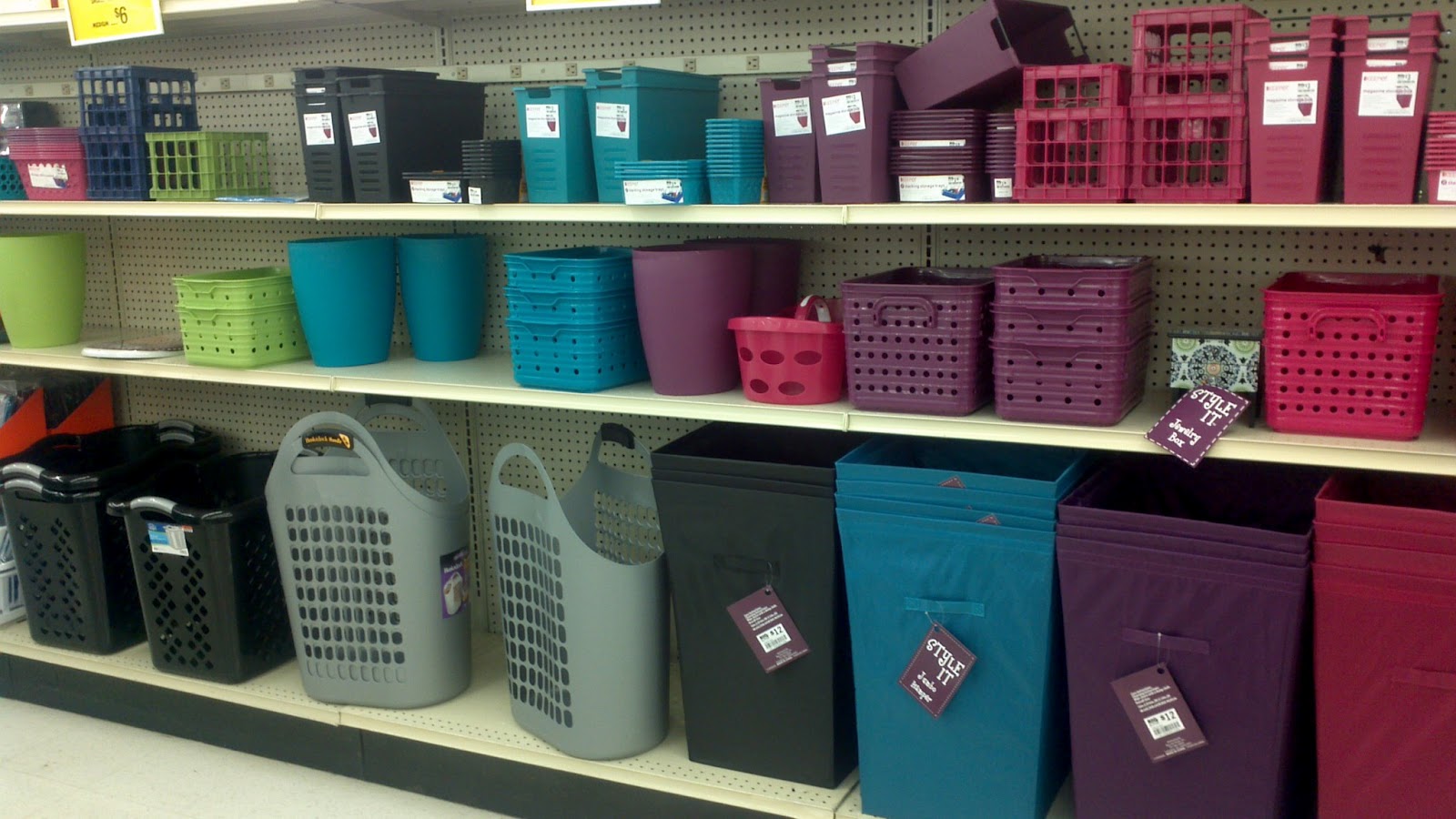 Cute Table Caddies for around 10 Queen of the First Grade Jungle