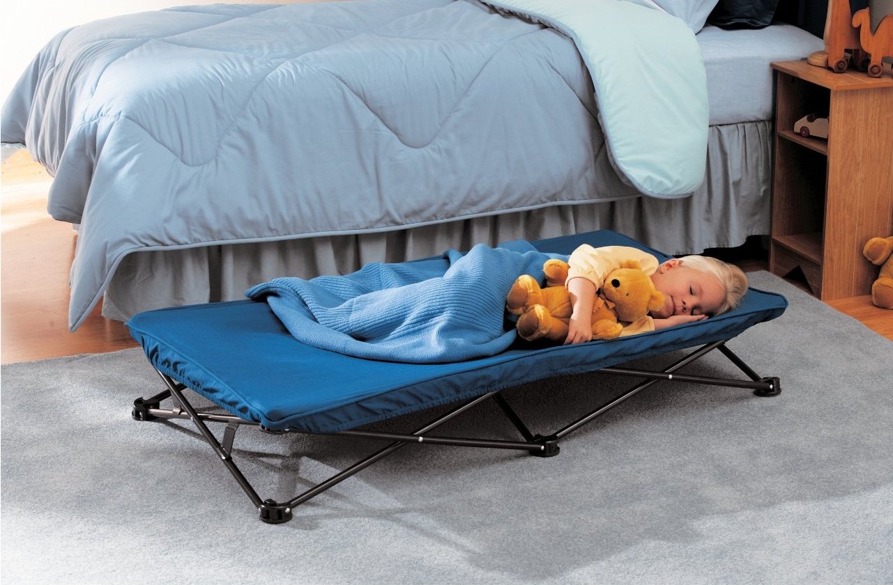 Regalo My Cot Portable Bed For Kids