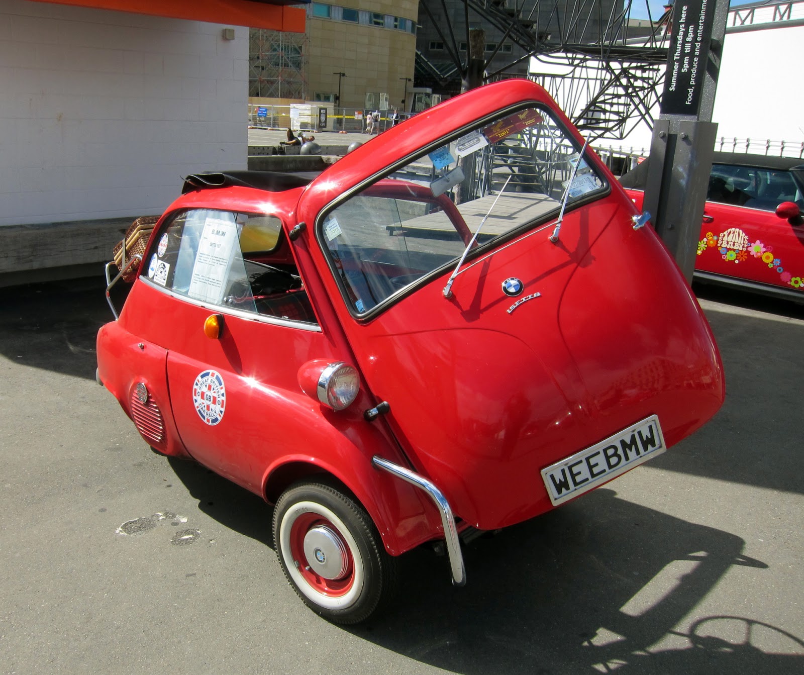 transpress nz: 1957 BMW Isetta 300