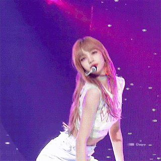 Lisa, the member in Black Pink who's bursting with charms ~ pannatic