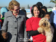 News From My Hood ~ Bear, Mutt of the Year meet Premier Helen Zille