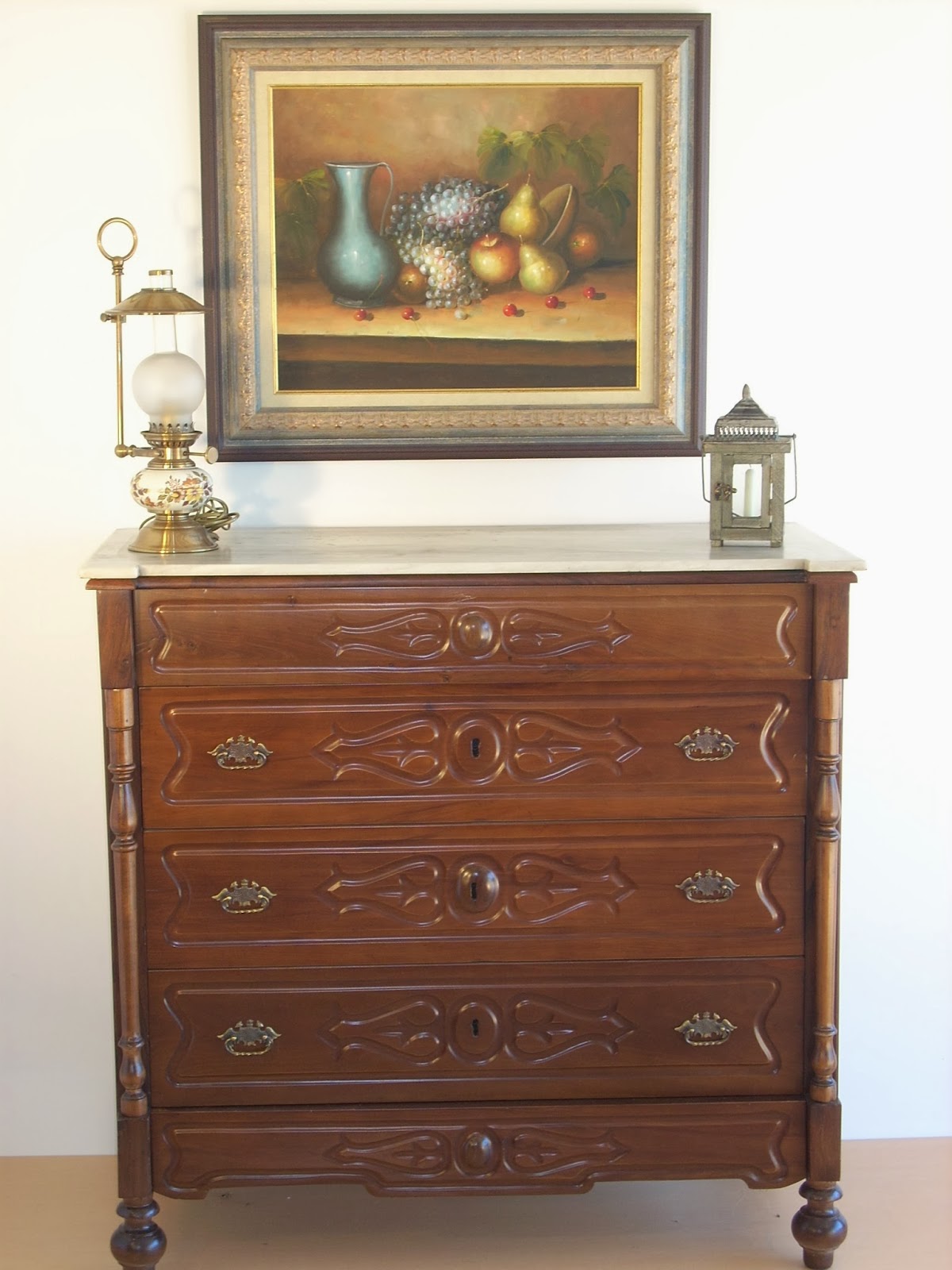 VENTA DE MUEBLES ANTIGUOS RESTAURADOS NATURMOBLE CÓMODA ISABELINA DE NOGAL