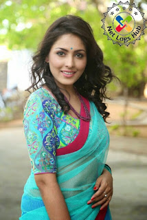 Madhu Shalini Hot Saree Stills in At Seethavalokanam Movie Poster Launch - NetLogsHub
