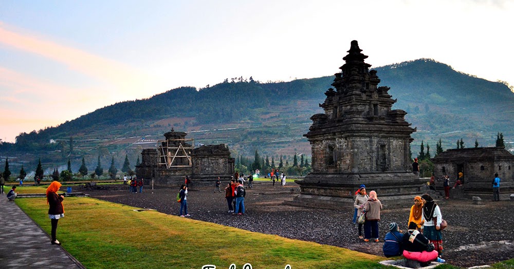 CandiCandi di Dataran Tinggi Dieng Wisata Pulau Jawa