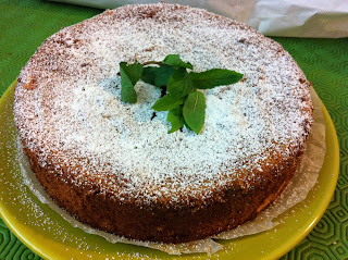 torta di mandorle e carote, senza glutine