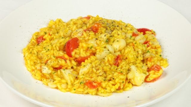  Risotto with squid and zaffron