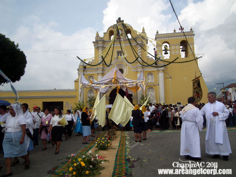 ArcángelCorp: Procesión Eucarística Decanato Nueve