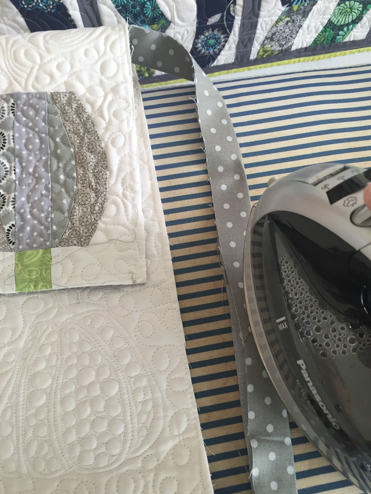 Sew Kind Of Wonderful Tuesday Tip Invisible Join Binding with