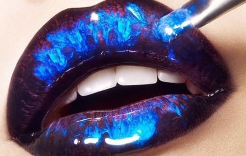 Glossy Blue Lip Makeup