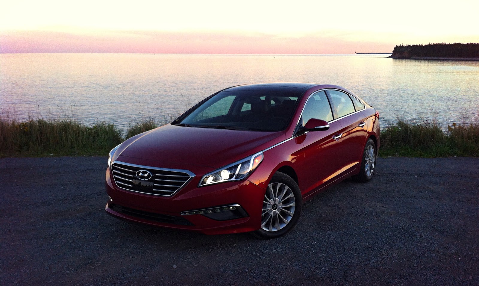 2015 Hyundai Sonata Limited Review - Less Style, Less Power, More Of