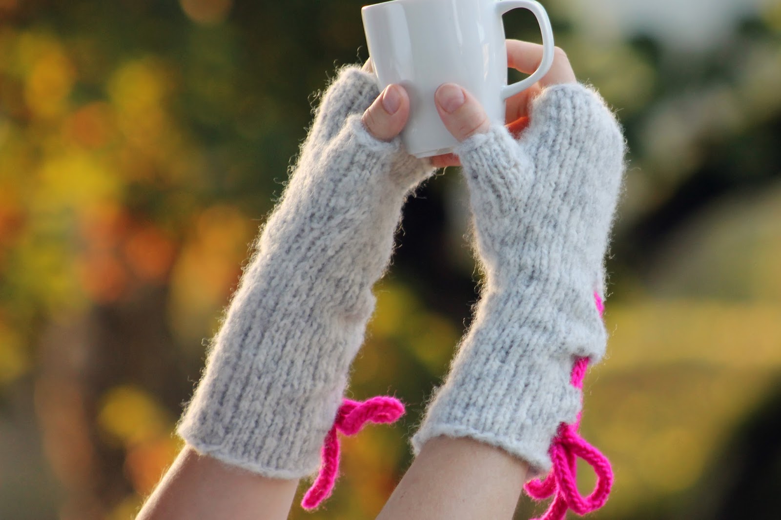 Balls to the Walls Knits: Ruched Mitts