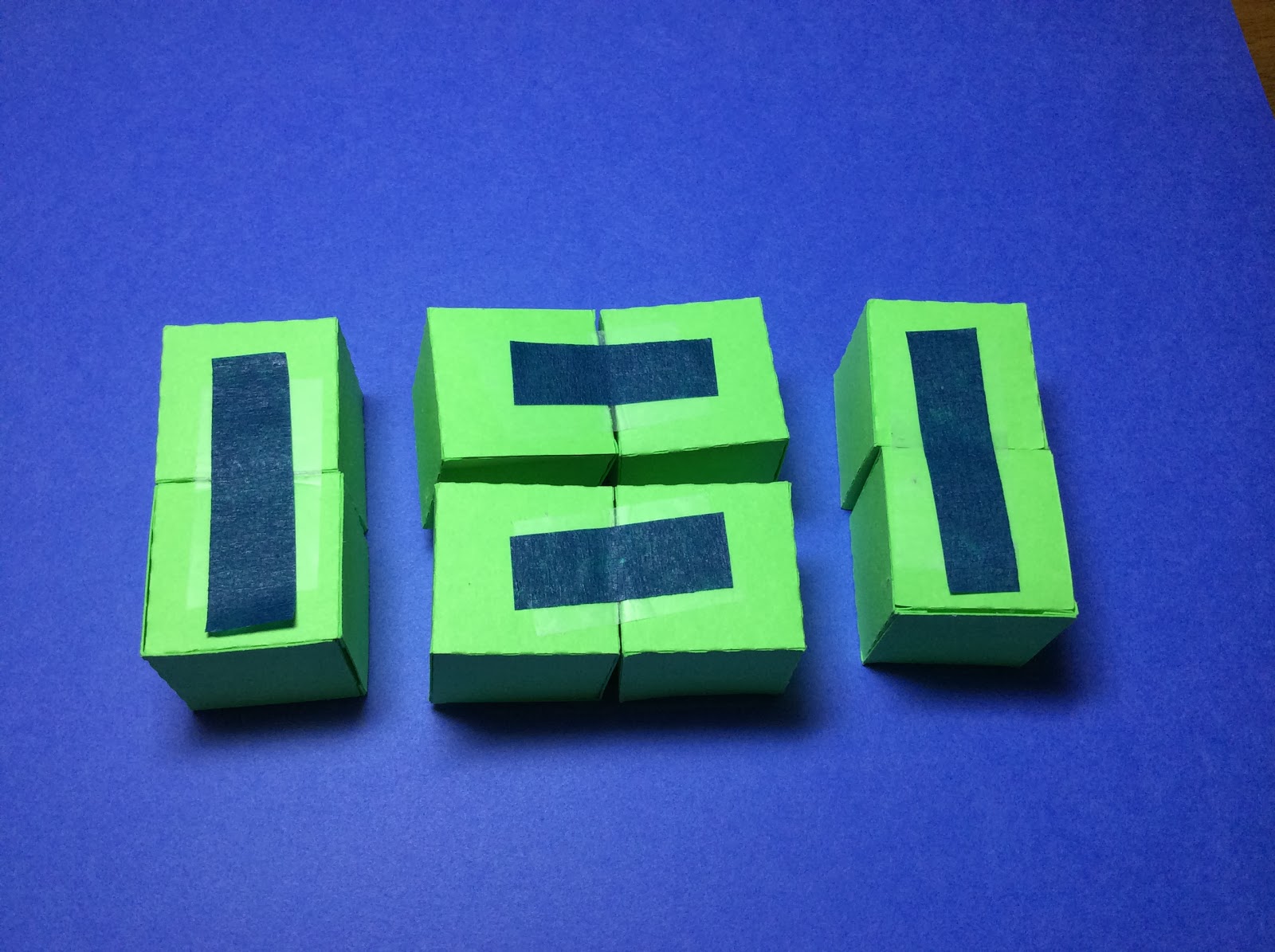 Papercrafts and other fun things A Cube Making Cubes Toy