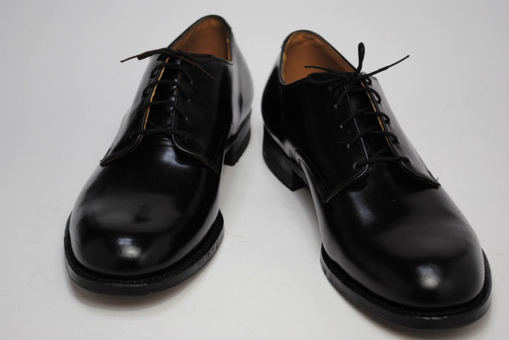 Social Outcast: DEADSTOCK 1979 US NAVY SERVICE SHOES