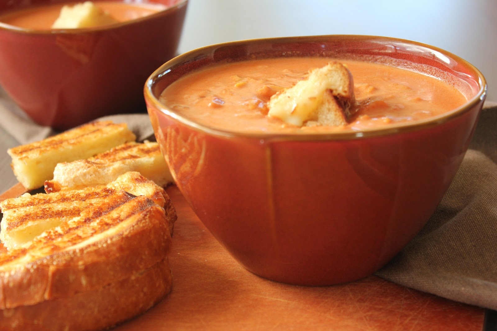 Both Halves Easy Tomato Soup & Grilled Cheese Croutons