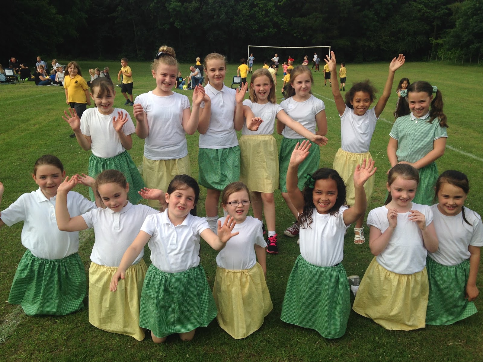 Downsview Community Primary School Downsview Country Dancing Team