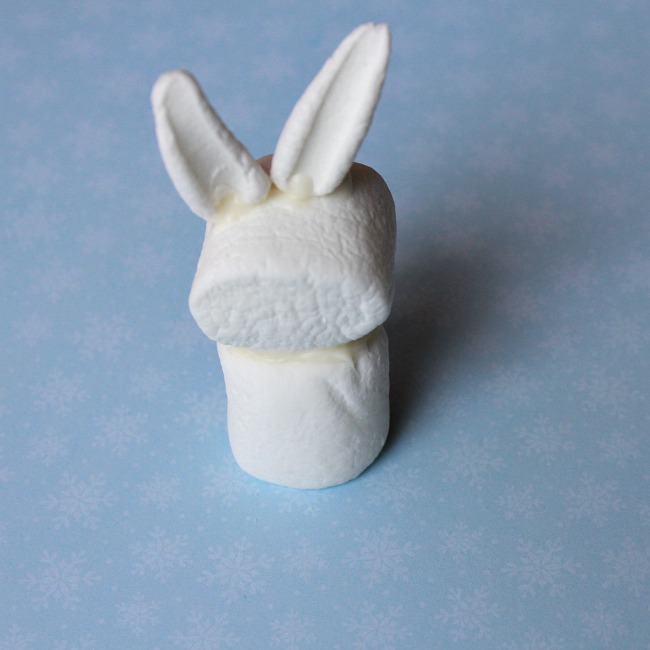 How to Make Cute Marshmallow Bunnies Crafts a la mode