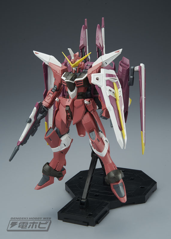 MG 1/100 ZGMF-X09A Justice Gundam 