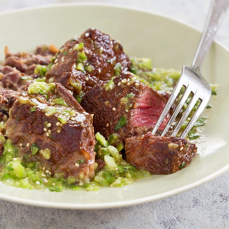 Steak Tips with Tomatillo Salsa Refried Black Beans Recipe