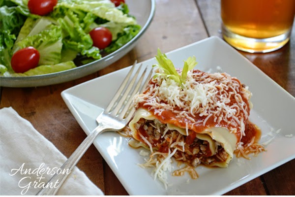 Do you love a simple, fast recipe when you need something for supper? Why not try these delicious and easy to prepare lasagna rollups? | www.andersonandgrant.com