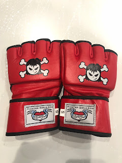 MMA and boxing gloves for women and girls