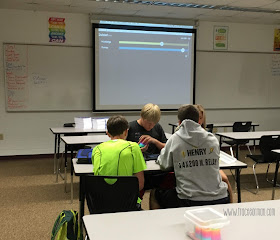 Students play Quizlet Live in class  www.traceeorman.com