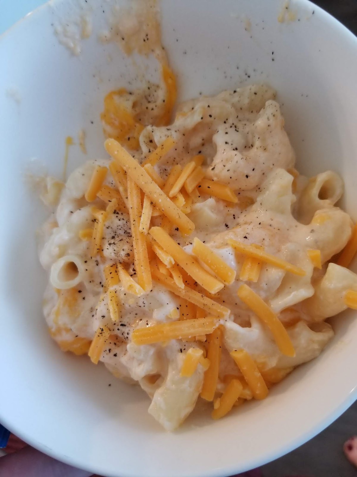 Crockpot macaroni and cheese eggs cream cheese rytecure