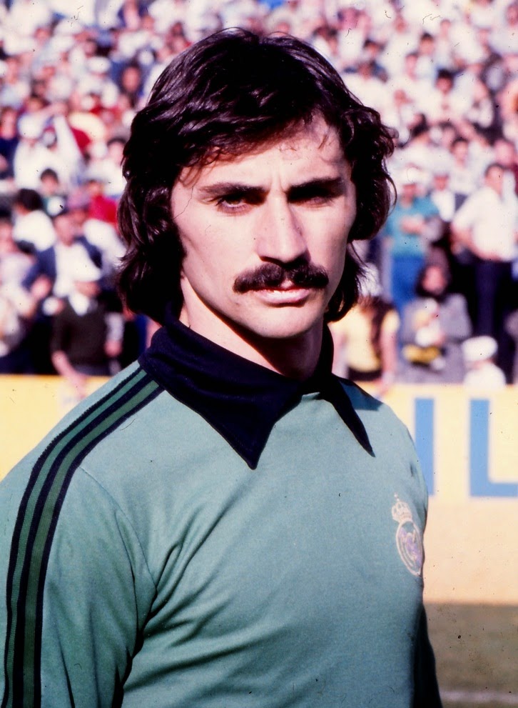 Eterno Campeón: Miguel Ángel, de portero de balonmano a portero del ...