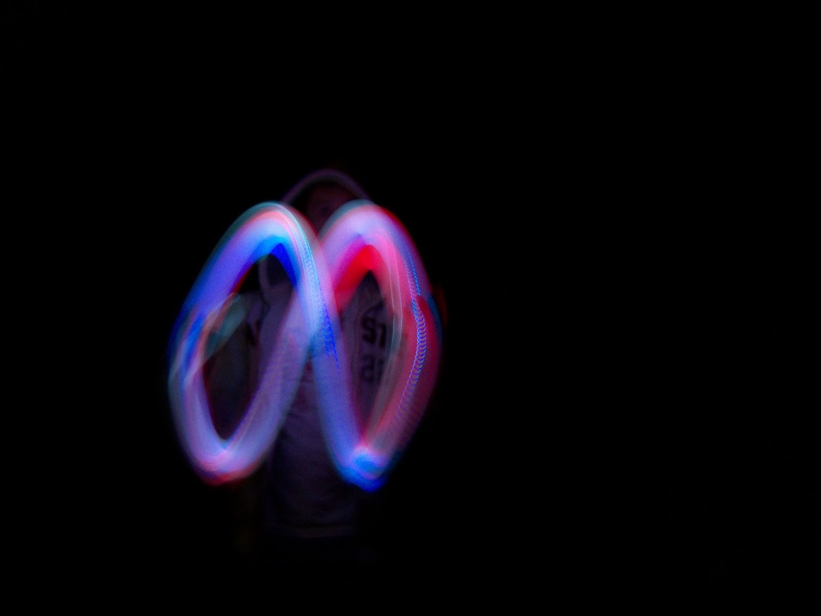 How to Juggle three objects.