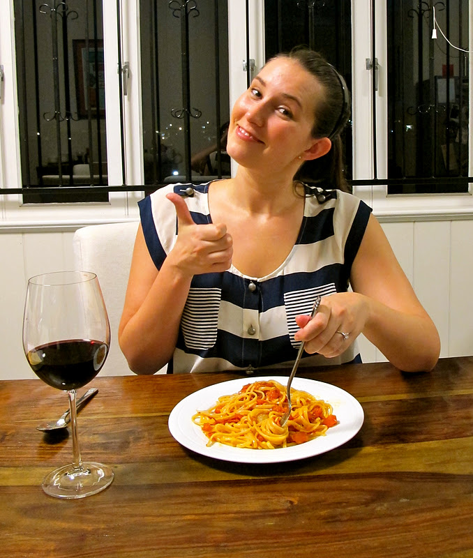 Pieces of Wendy Spoon or No Spoon? How to Eat Pasta