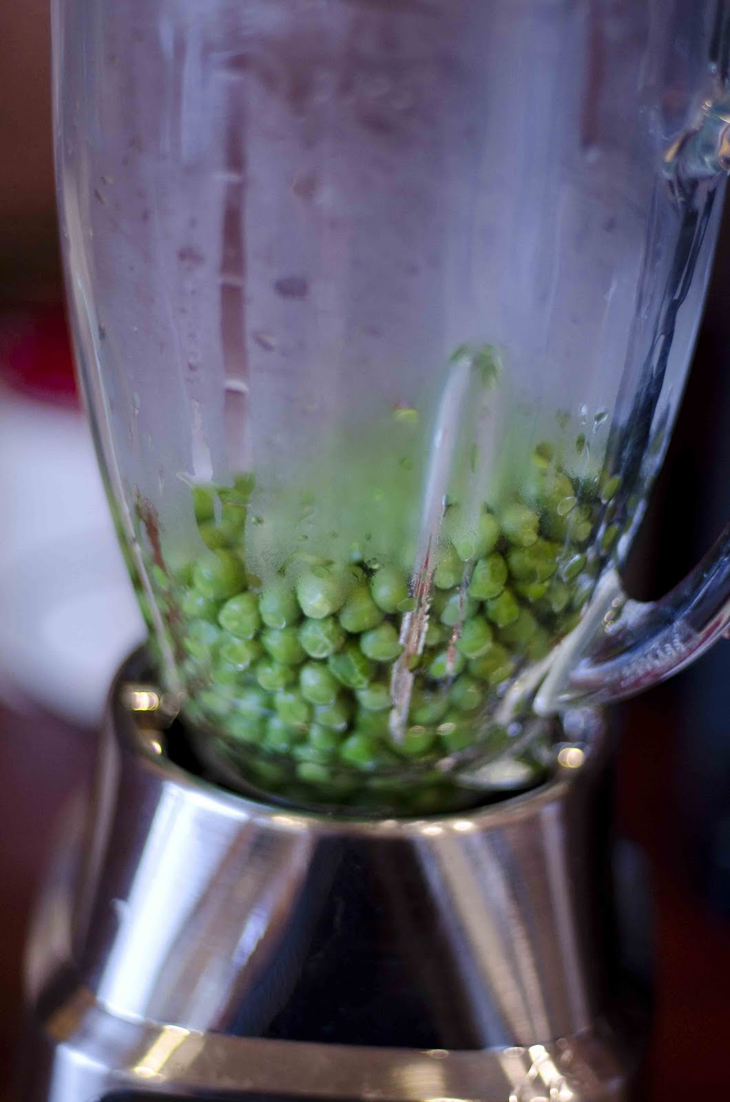 The Barefoot Mamma: Homemade Baby Food #3: Sweet Peas