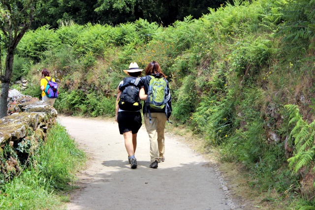 camino-frances-peregrinas-taller-del-camino-de-santiago-womantosantiago