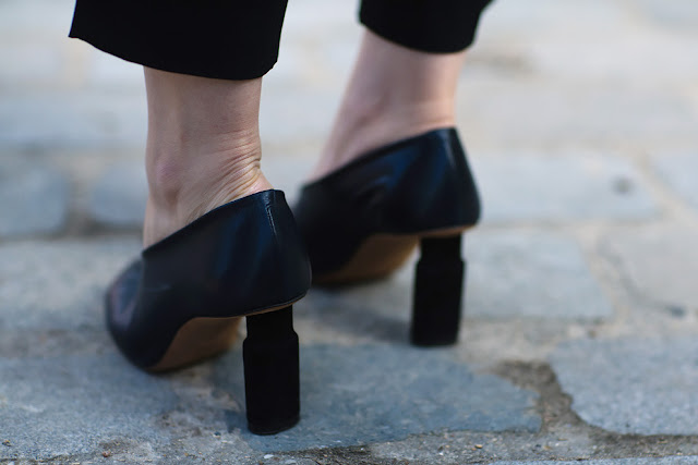 Paris Fashion Week A/W 16-17 Street Style - FRONT ROW