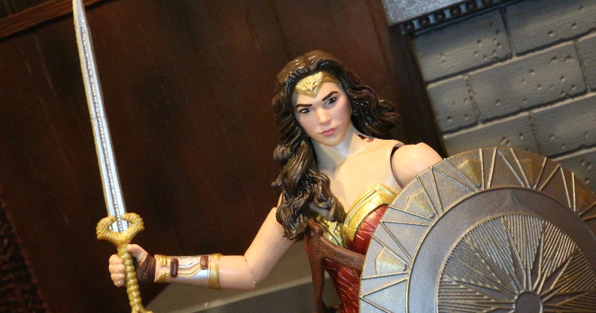 wonder woman toys r us