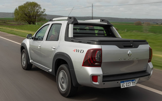 Renault Duster Oroch 4x4 2019