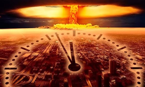 El día del juicio final tiene al mundo a 2 minutos del Armageddon. El día del juicio final tiene al mundo a 2 minutos del Armageddon.