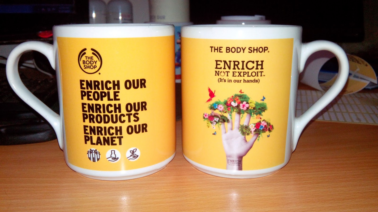 Cetak Souvenir Promosi, Printing dan Percetakan MUG SABLON MURAH JAKARTA