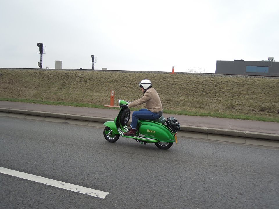 BVocabulary ANTWERP SCOOTER CUSTOM SHOW