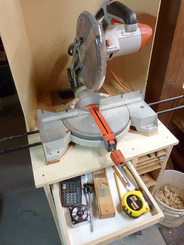 Made by John Dust Hood for my Miter / Chop Saw