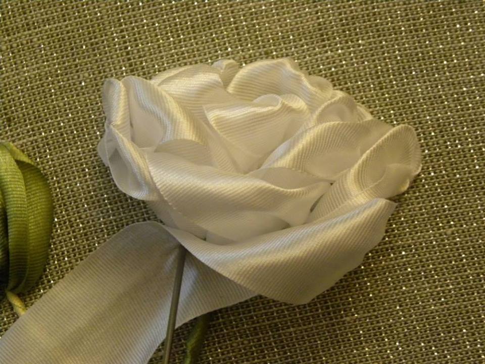 Tina's handicraft : ribbon roses