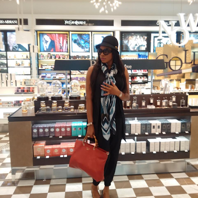 1a7 Chika Ike lands in Paris for her Pre Birthday Vacation