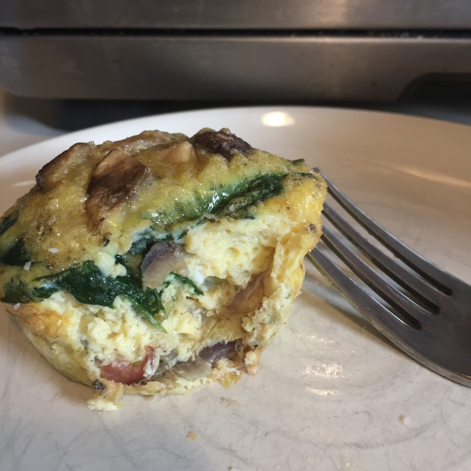 Easy Egg Cups with Spinach and Mushroom