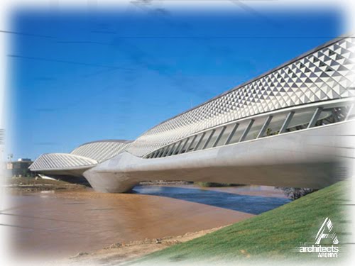 .: Glassfibre Reinforced Concrete (GRC)