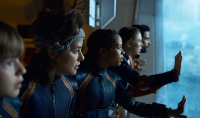 Lost In Space Season 2 Image 9