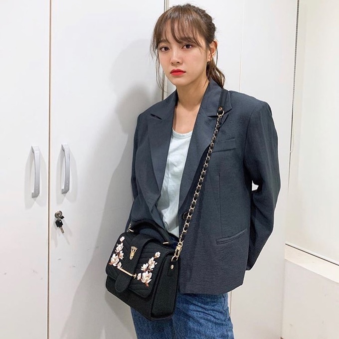 이미지에 대체텍스트 속성이 없습니다; 파일명은 k_fashion_bags_96538054_173336470693870_296510274985502469_n.jpg 입니다.